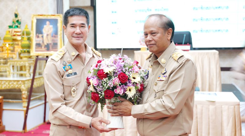 เทศบาลนครหัวหิน จัดประชุมสภาฯ ครั้งแรก แต่งตั้งประธานสภาฯ และคณะ
